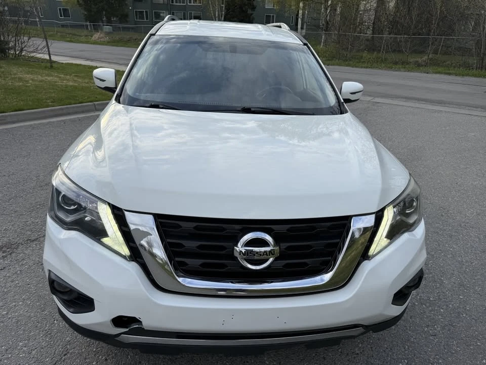 2017 Nissan Pathfinder 4th Gen - Image 11 of 18