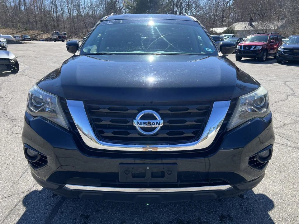 2017 Nissan Pathfinder 4th Gen - Image 3 of 12