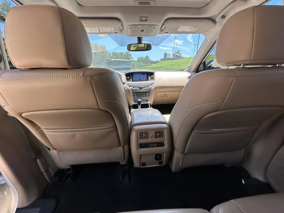 2017 Nissan Pathfinder 4th Gen - Image 8 of 15