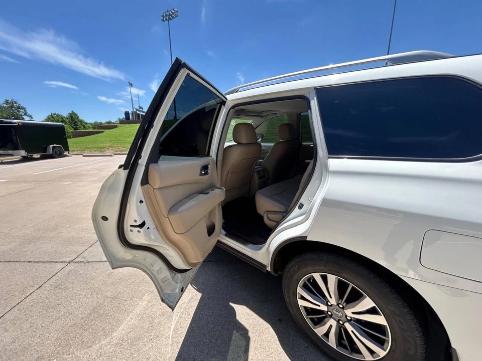 2017 Nissan Pathfinder 4th Gen - Image 6 of 15