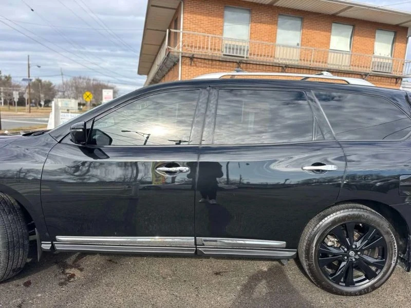2017 Nissan Pathfinder 4th Gen - Image 8 of 12