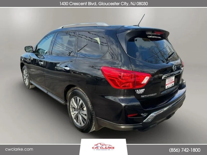 2017 Nissan Pathfinder 4th Gen - Image 7 of 12