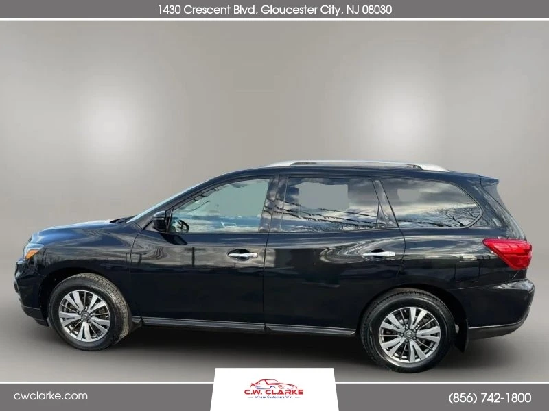 2017 Nissan Pathfinder 4th Gen - Image 8 of 12