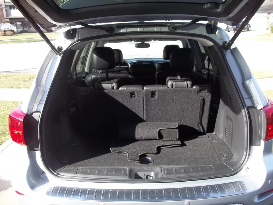 2017 Nissan Pathfinder 4th Gen - Image 8 of 21
