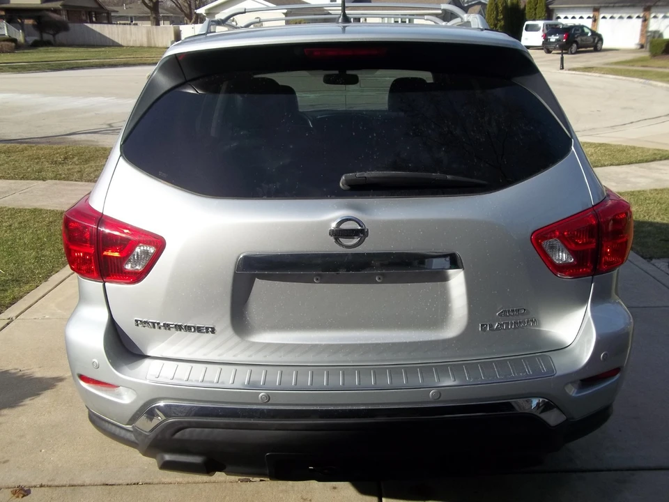 2017 Nissan Pathfinder 4th Gen - Image 7 of 21