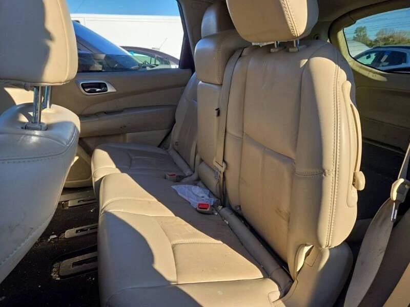 2017 Nissan Pathfinder 4th Gen - Image 6 of 11