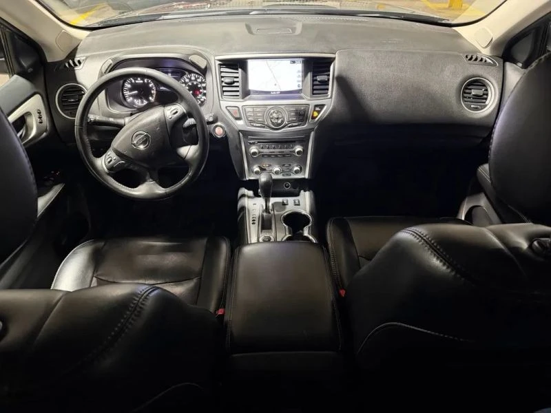 2017 Nissan Pathfinder 4th Gen - Image 8 of 12
