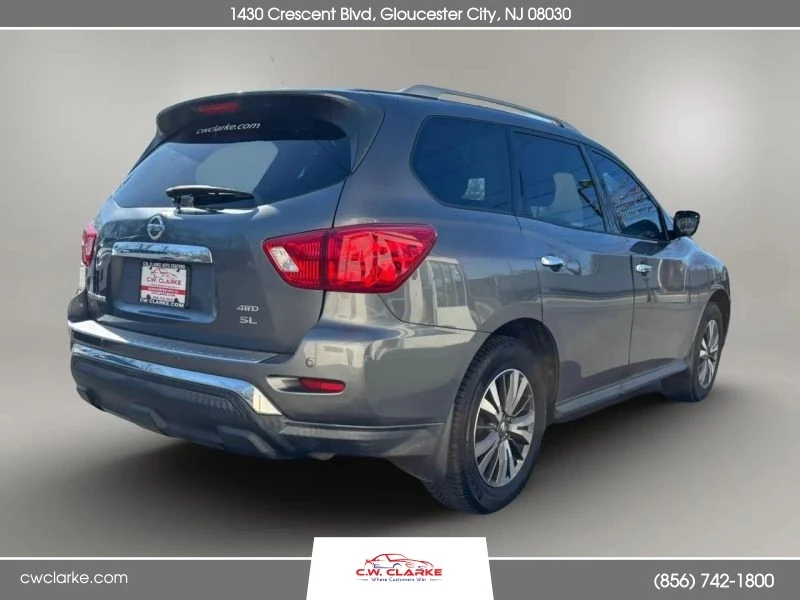 2017 Nissan Pathfinder 4th Gen - Image 4 of 6