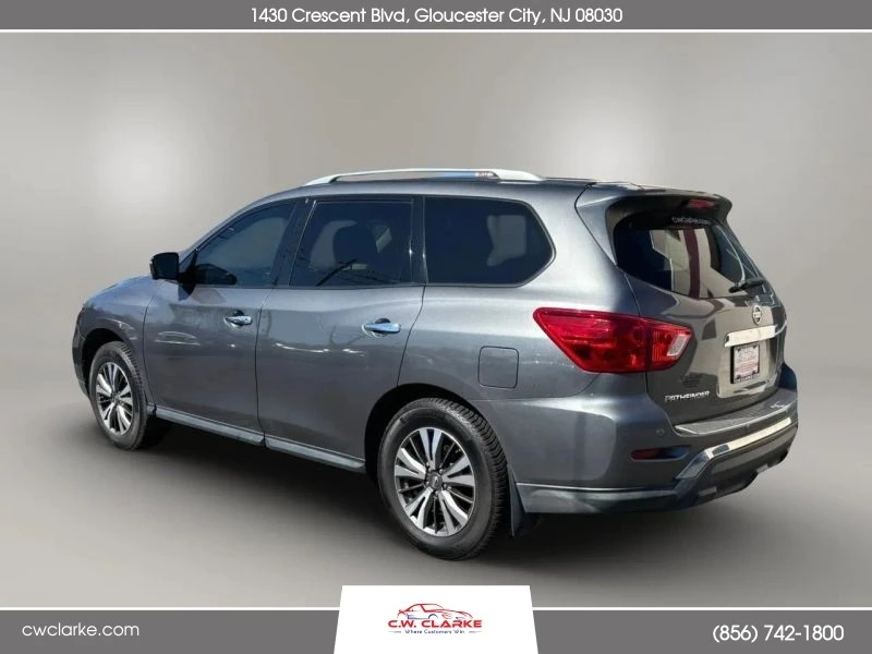 2017 Nissan Pathfinder 4th Gen - Image 5 of 6