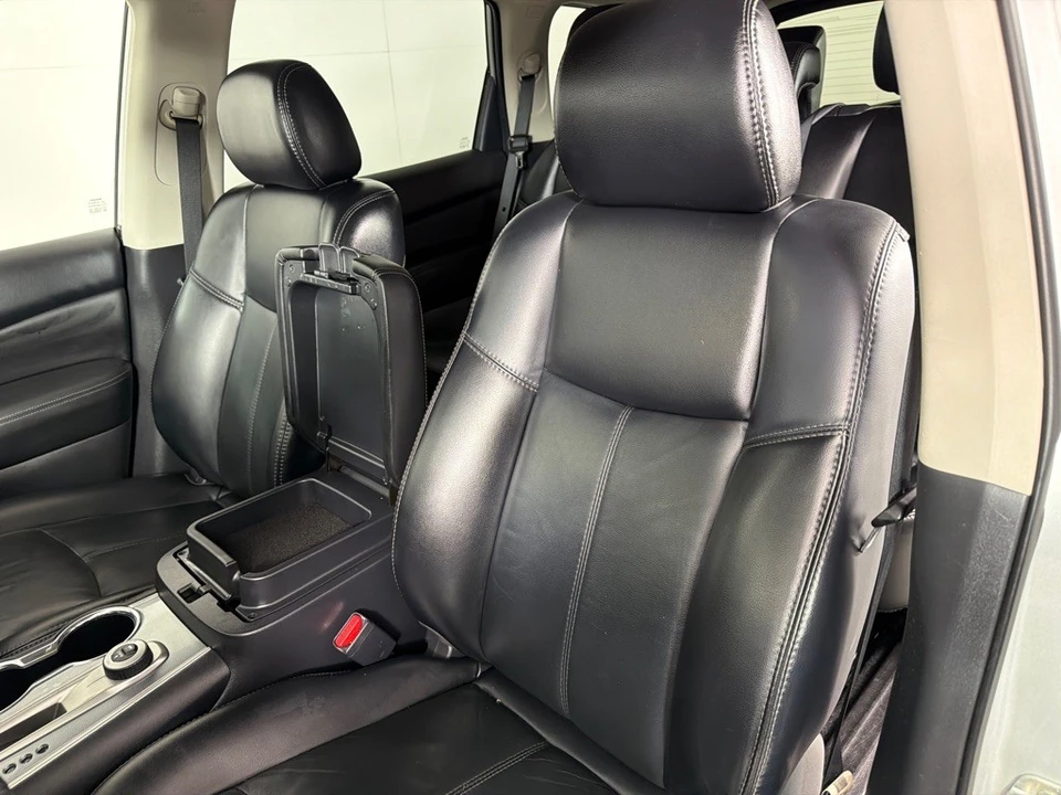 2017 Nissan Pathfinder 4th Gen - Image 11 of 12