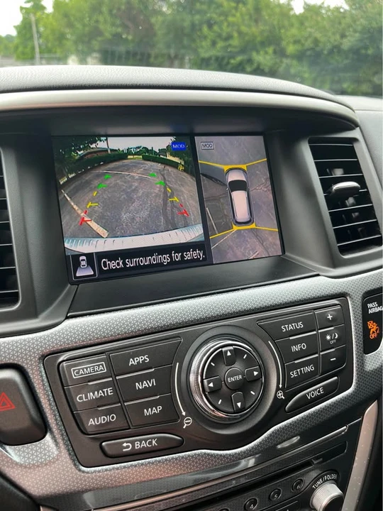 2017 Nissan Pathfinder 4th Gen - Image 13 of 20