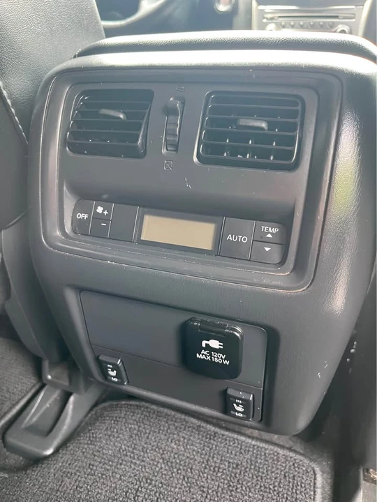 2017 Nissan Pathfinder 4th Gen - Image 15 of 20