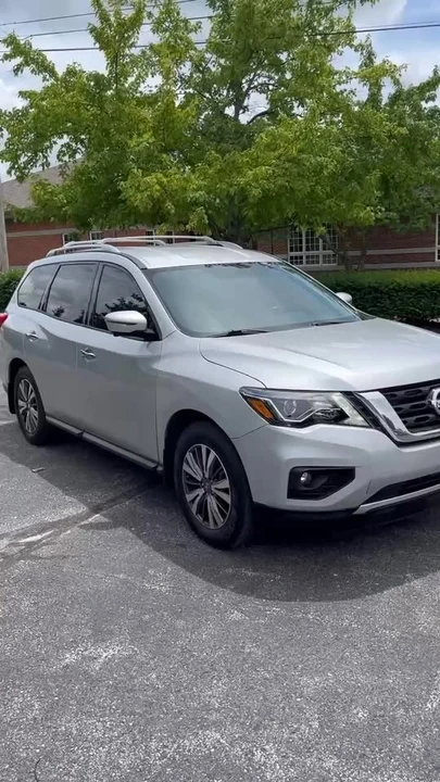 2017 Nissan Pathfinder 4th Gen - Image 20 of 20