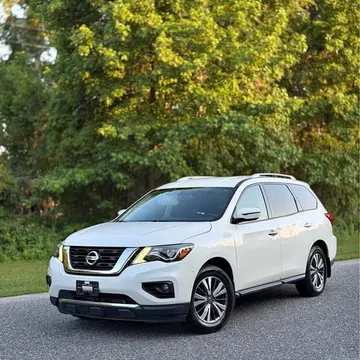 2017 Nissan Pathfinder SL