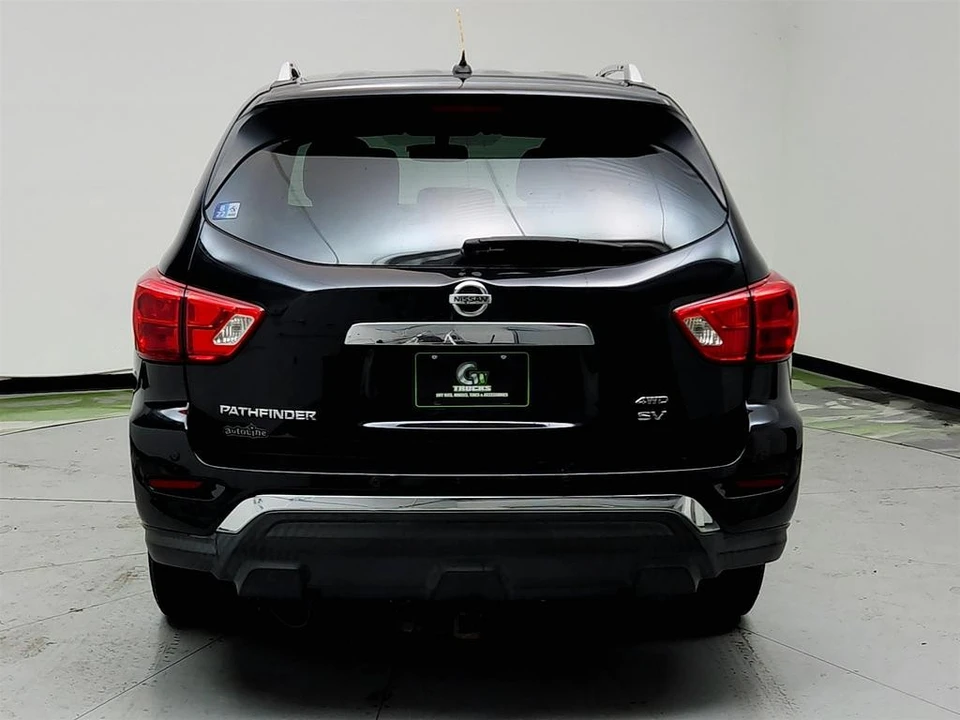2017 Nissan Pathfinder 4th Gen - Image 6 of 12