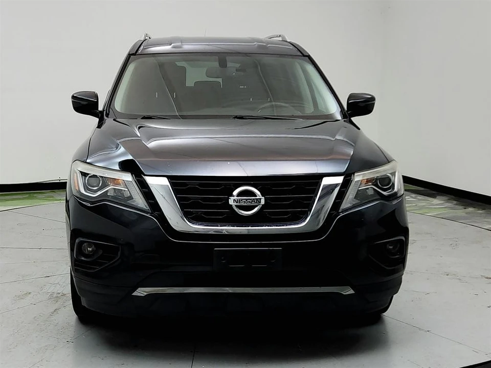 2017 Nissan Pathfinder 4th Gen - Image 2 of 12