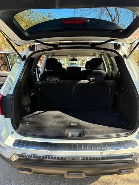 2017 Nissan Pathfinder 4th Gen - Image 8 of 11