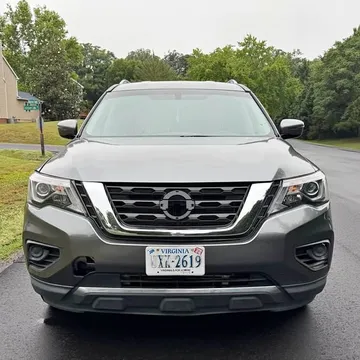 2017 Nissan Pathfinder SV