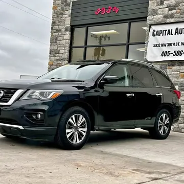 2017 Nissan Pathfinder SV Sport Utility 4D