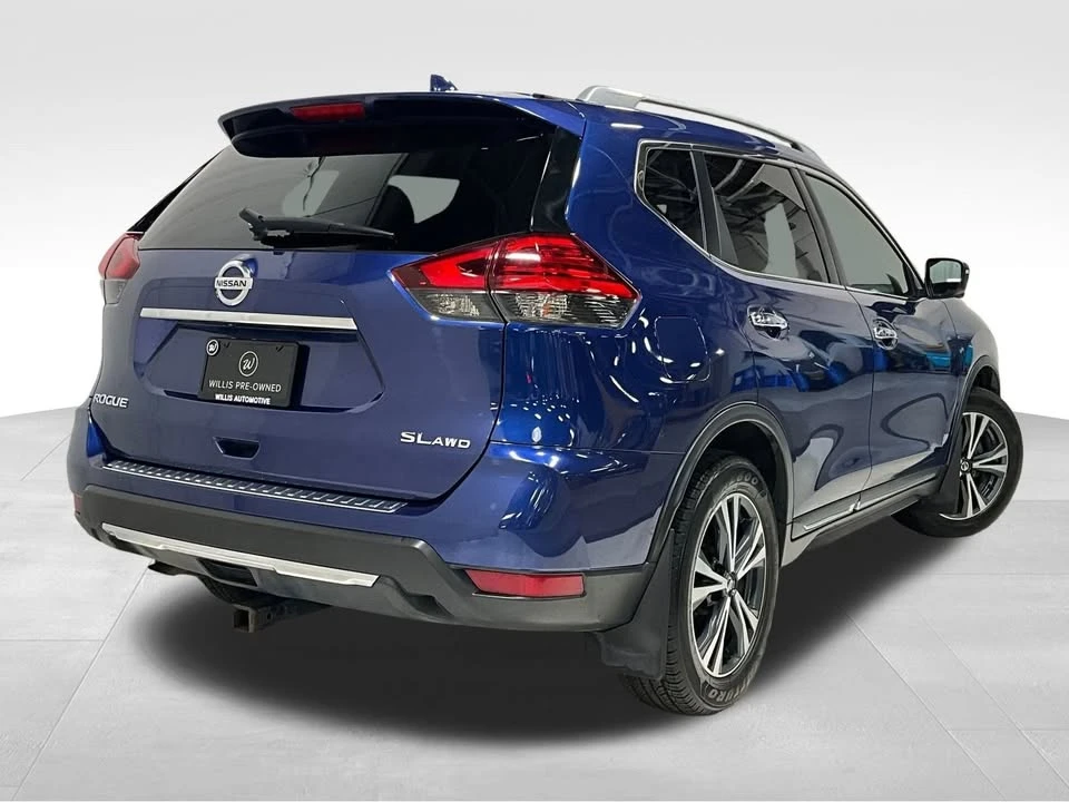2017 Nissan Rogue - Image 4 of 16