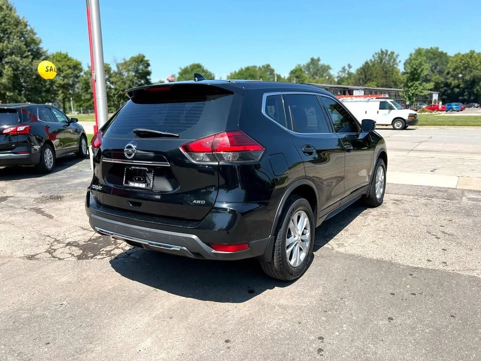 2017 Nissan Rogue - Image 6 of 20