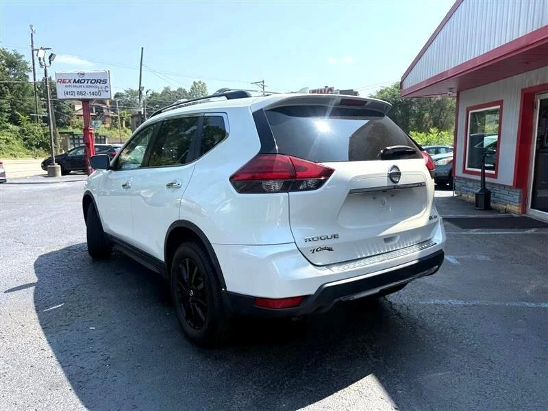 2017 Nissan Rogue - Image 3 of 18