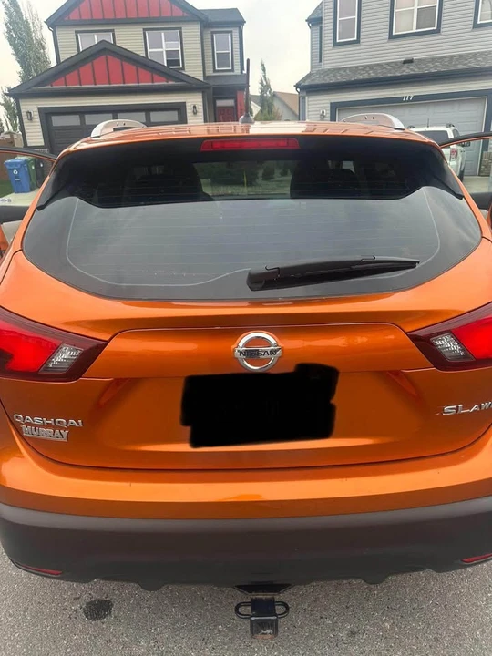 2017 Nissan Rogue - Image 2 of 12
