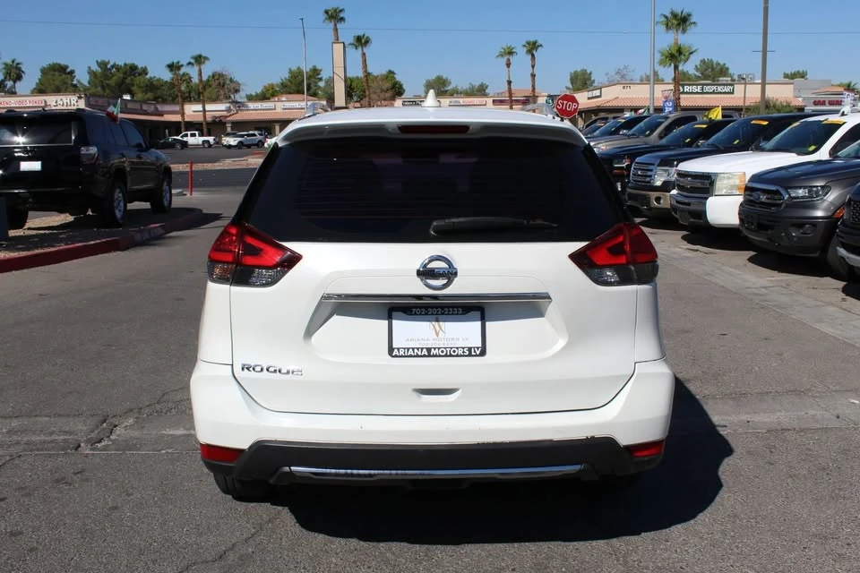 2017 Nissan Rogue - Image 6 of 20