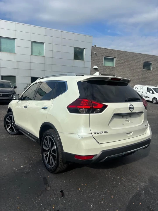 2017 Nissan Rogue - Image 3 of 13