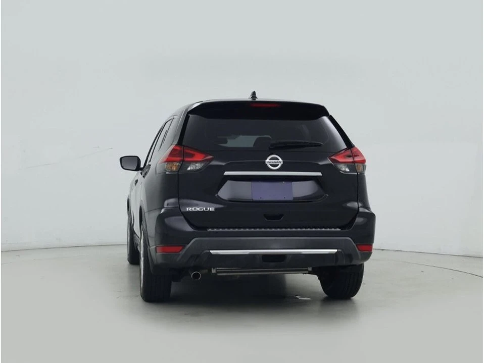 2017 Nissan Rogue - Image 12 of 20
