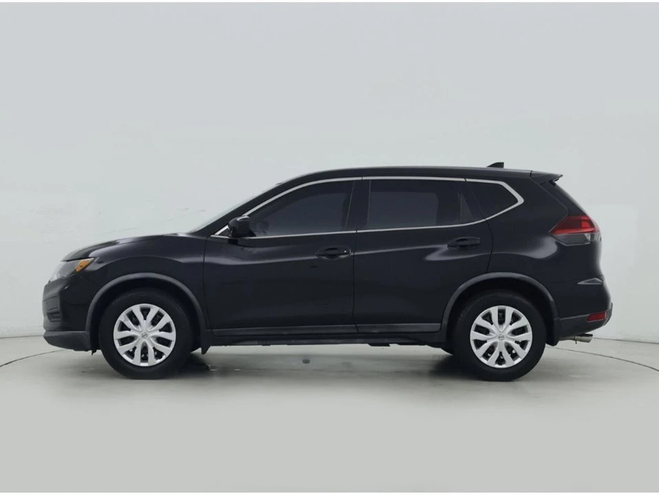 2017 Nissan Rogue - Image 9 of 20