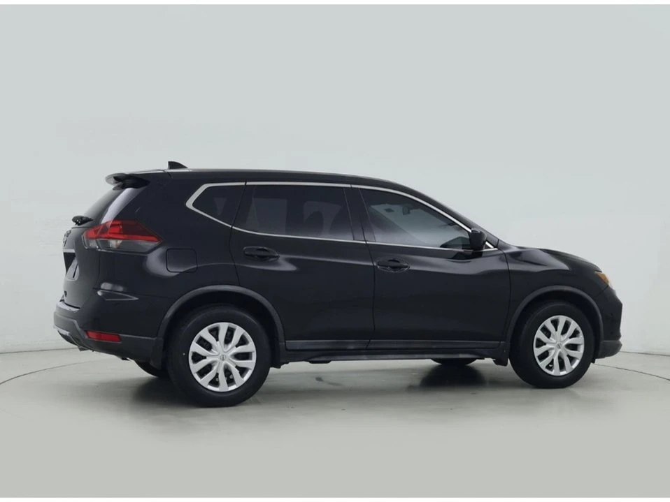2017 Nissan Rogue - Image 16 of 20
