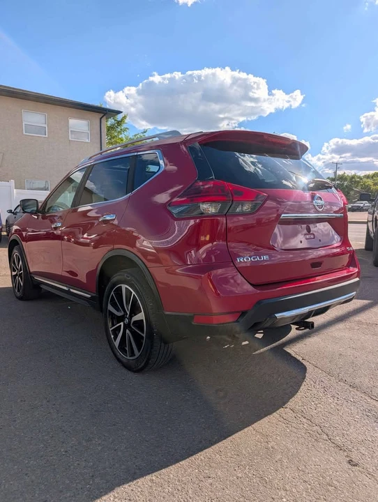 2017 Nissan Rogue - Image 8 of 19