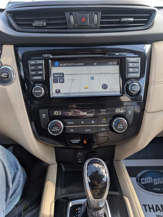 2017 Nissan Rogue - Image 17 of 19