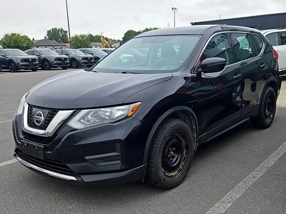 2017 Nissan Rogue - Image 4 of 5