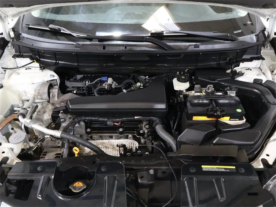 2017 Nissan Rogue - Image 31 of 31