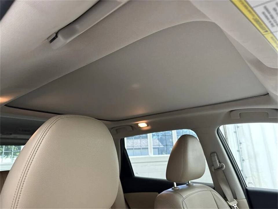 2017 Nissan Rogue - Image 15 of 17
