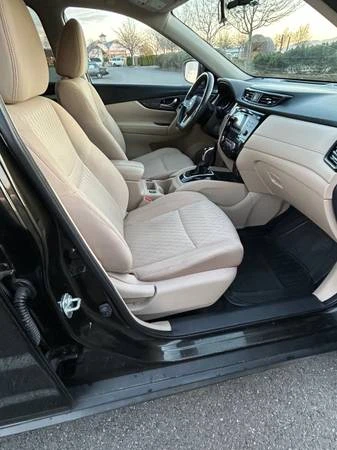 2017 Nissan Rogue - Image 6 of 7