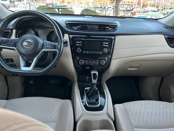 2017 Nissan Rogue - Image 7 of 7