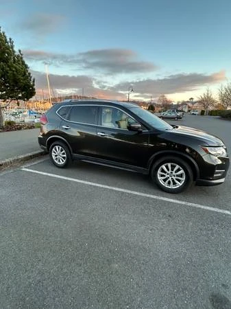 2017 Nissan Rogue - Image 2 of 7