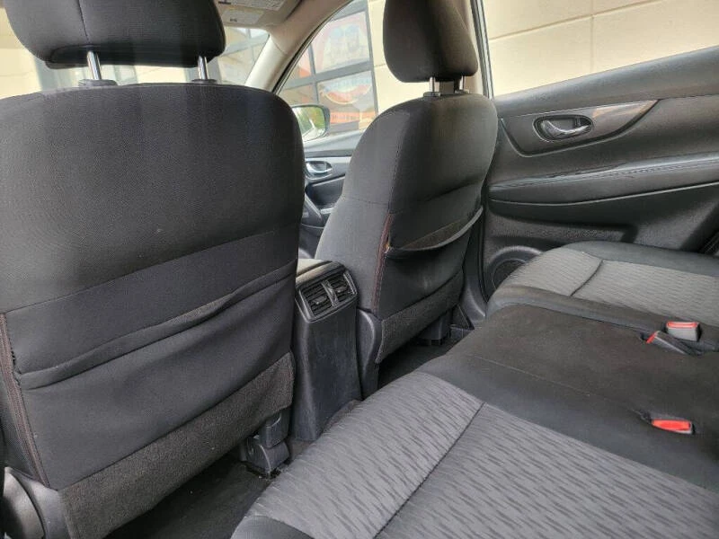 2017 Nissan Rogue - Image 13 of 20