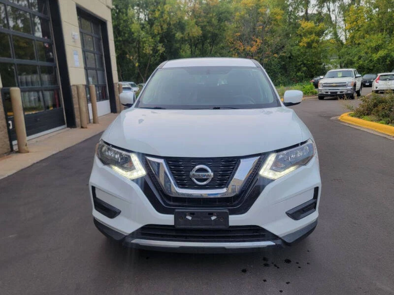 2017 Nissan Rogue - Image 4 of 20