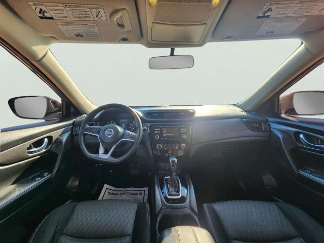 2017 Nissan Rogue - Image 19 of 21