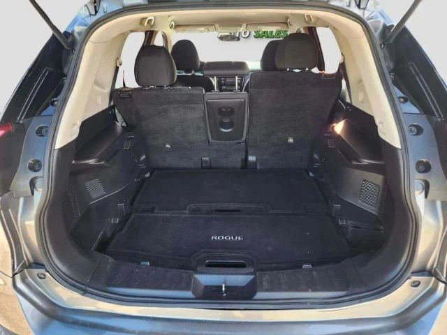 2017 Nissan Rogue - Image 15 of 21