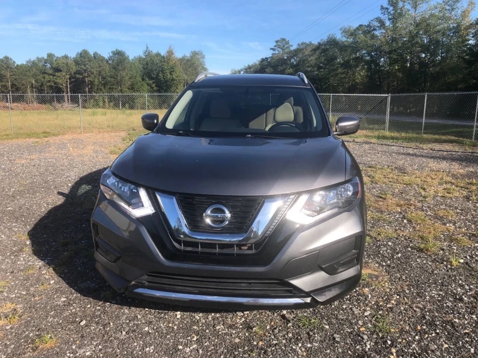 2017 Nissan Rogue - Image 6 of 21