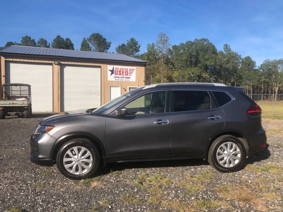 2017 Nissan Rogue - Image 4 of 21
