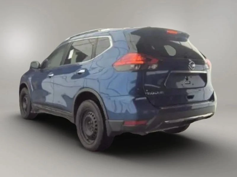 2017 Nissan Rogue - Image 3 of 4