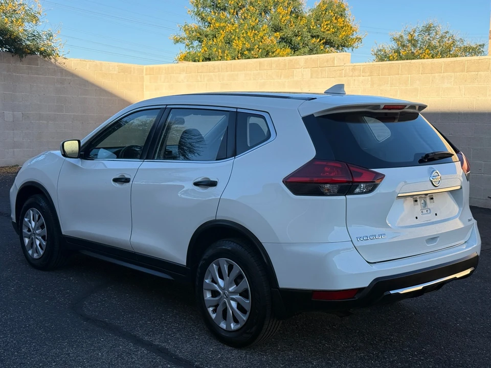 2017 Nissan Rogue - Image 7 of 21