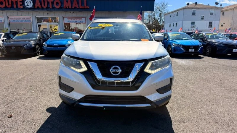 2017 Nissan Rogue - Image 3 of 12