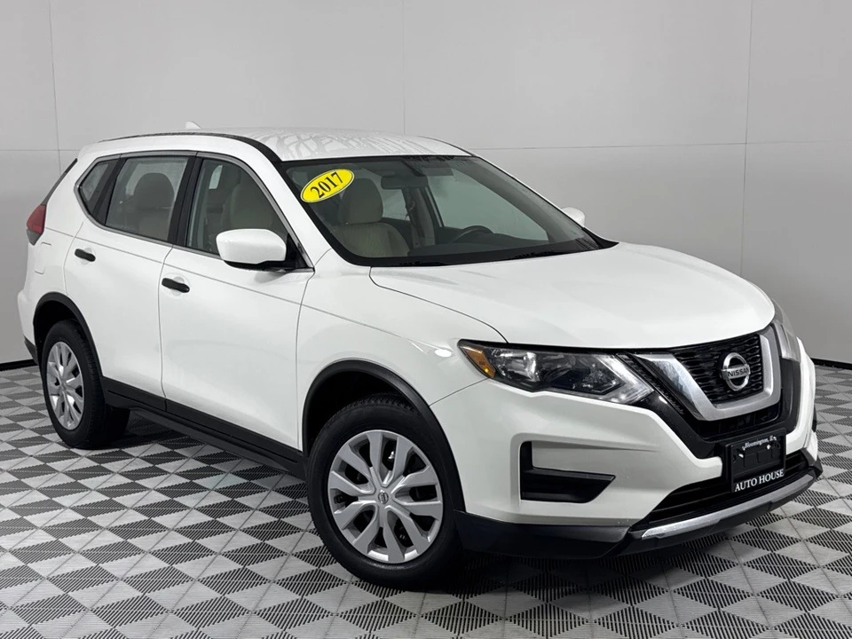2017 Nissan Rogue - Image 2 of 12